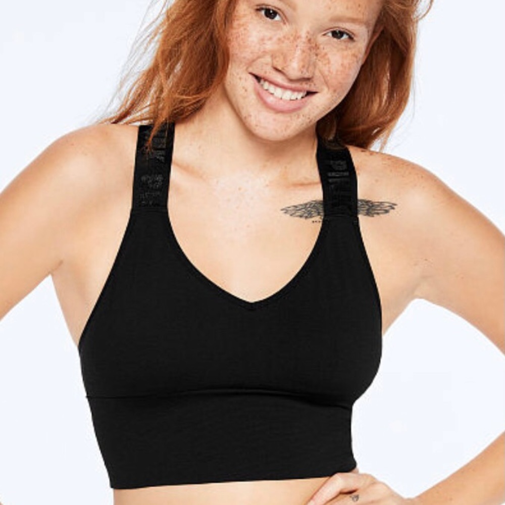 PINK Seamless Lightly Lined Sports Crop